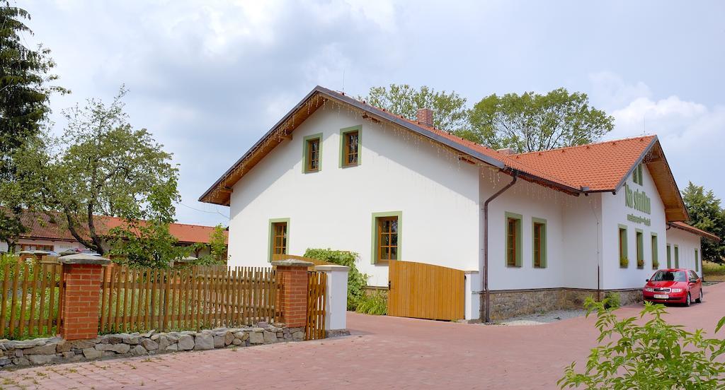Mirosov  Hotel Na Statku Mirosov מראה חיצוני תמונה